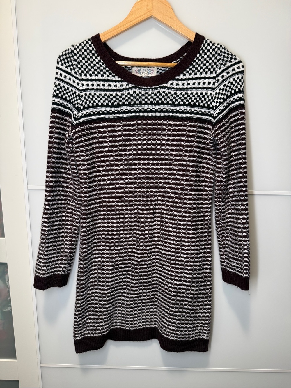 💸CLEARANCE 4/$15💸 Pink Rose Maroon & Black White Striped Knit Dress